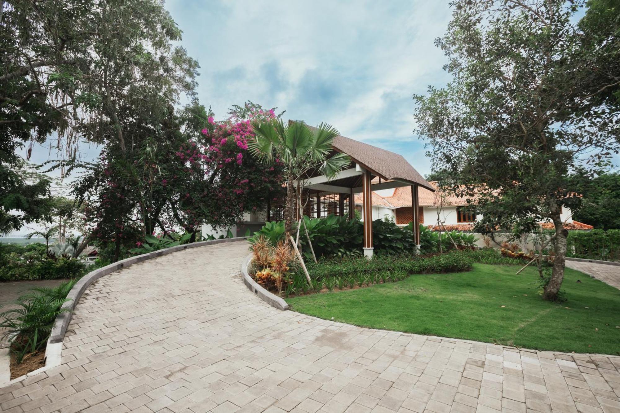 Arpana Luxury Private Pool Villas Jimbaran  Exterior photo